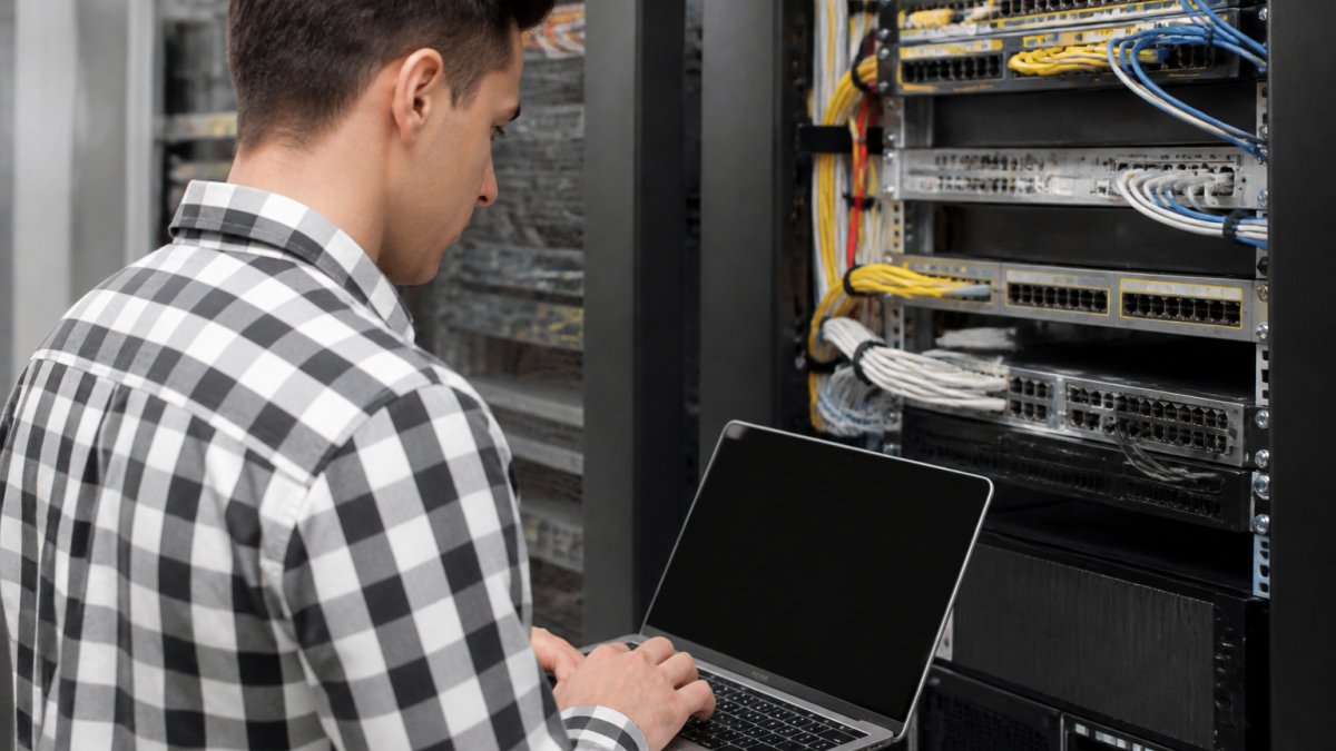 5 Best Network Monitoring Tools for Business in 2026