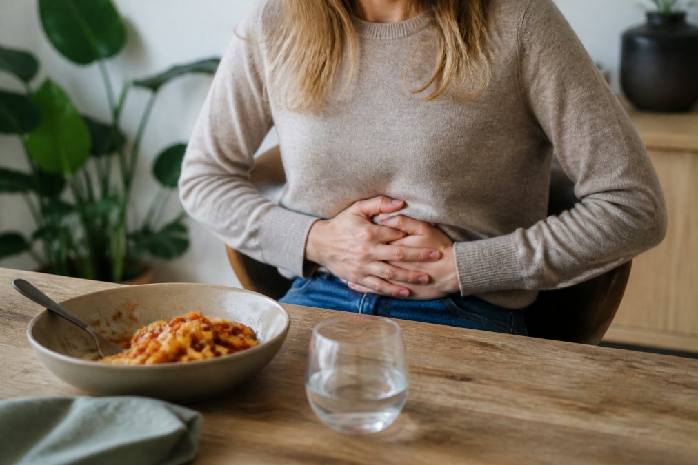 5 oorzaken van opgeblazen buik na eten