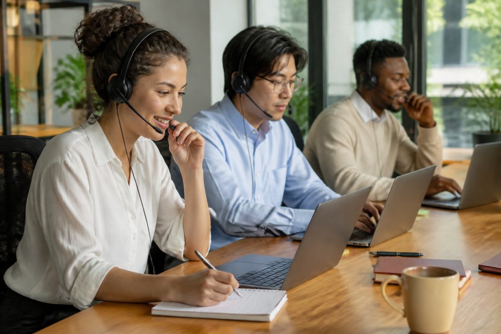 7 Benefits of Native Language Sales Teams for B2B Growth