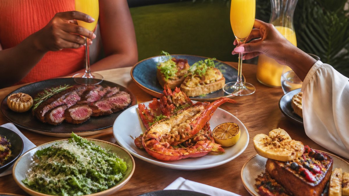 7 Best Lobster and Steak Bottomless Brunches in London