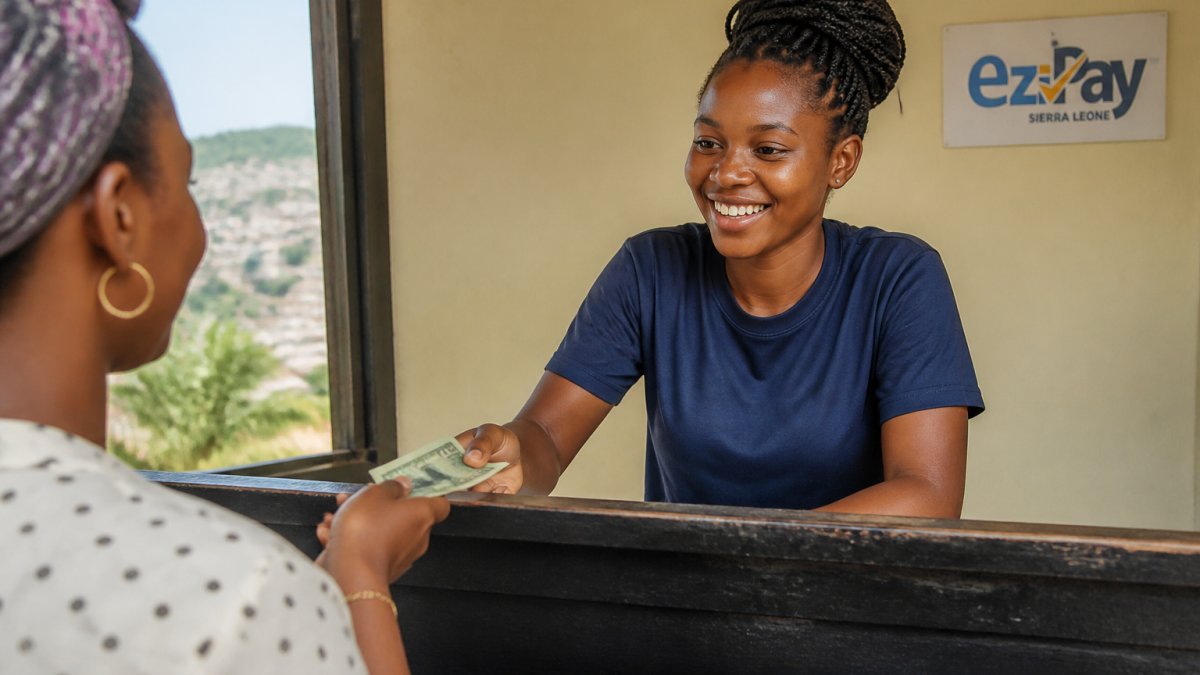 7 Secure Ways to Send Money to Freetown
