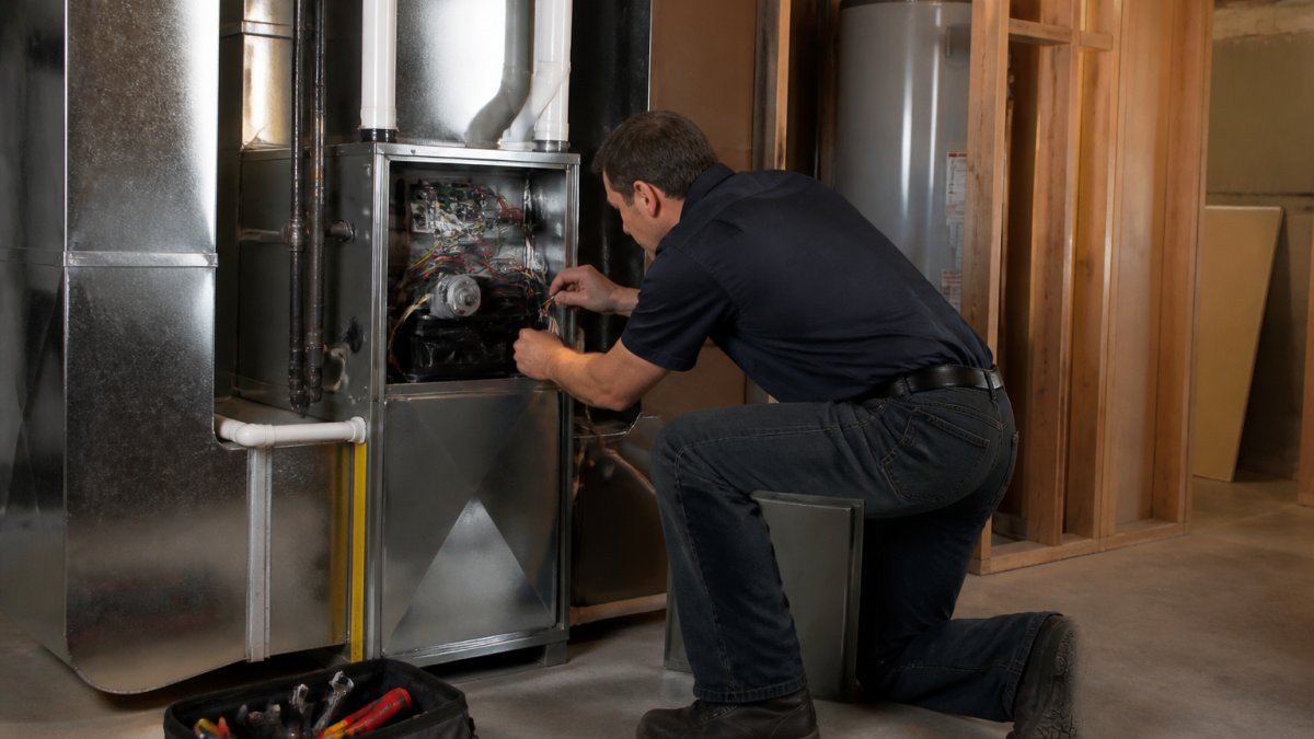 7 Signs It's the Best Time of Year to Replace Your Furnace