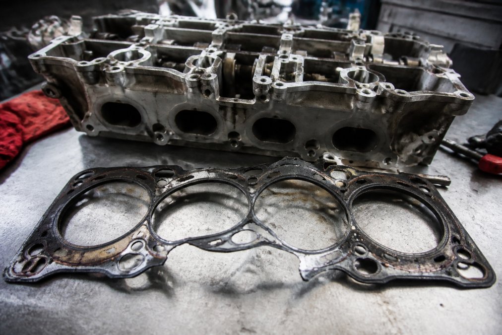 7 Signs of Subaru Head Gasket Failure