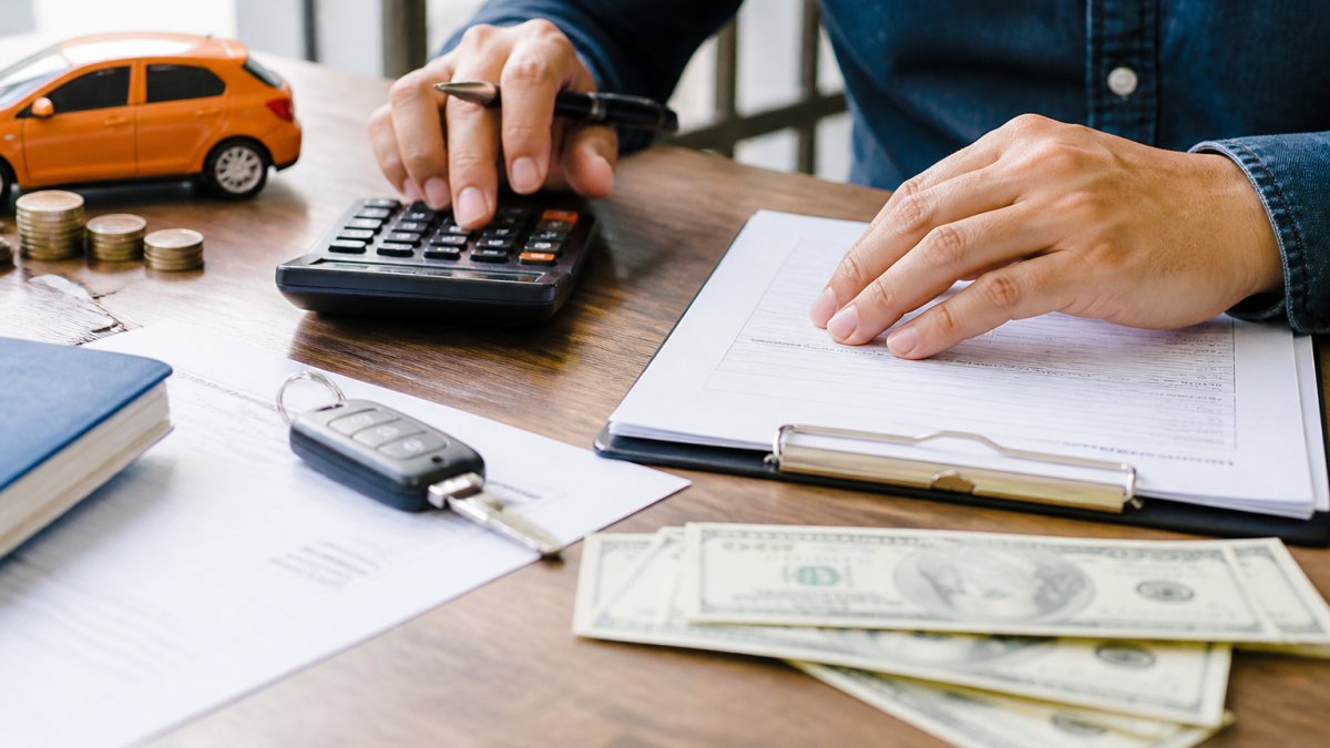 7 Things That Decide How Long Rebuilding Credit Takes With a Car Loan