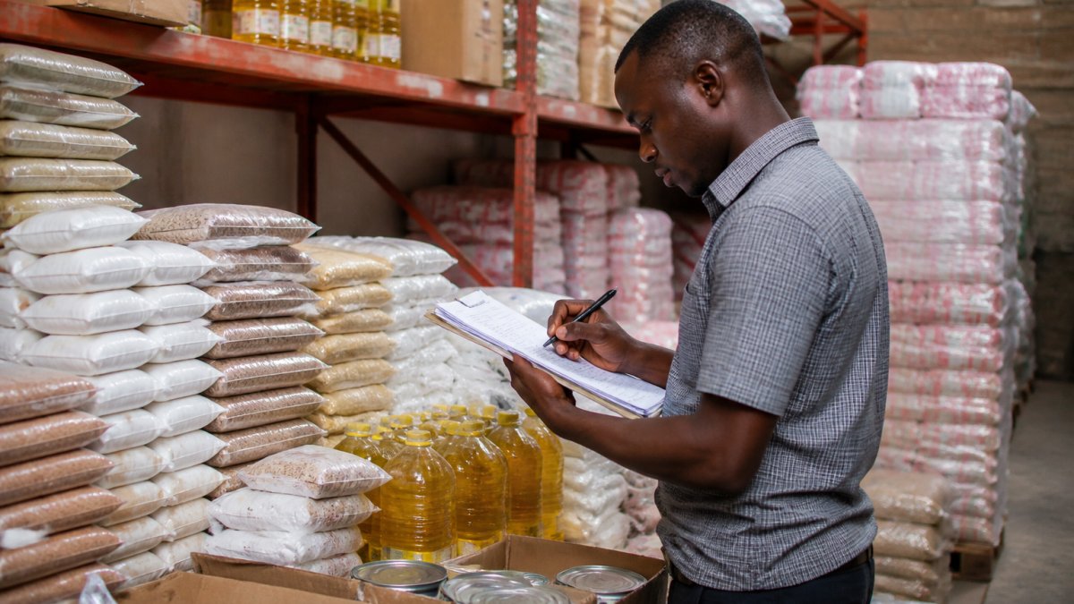 7 Ways to Cut Business Restocking Costs Without Stockouts