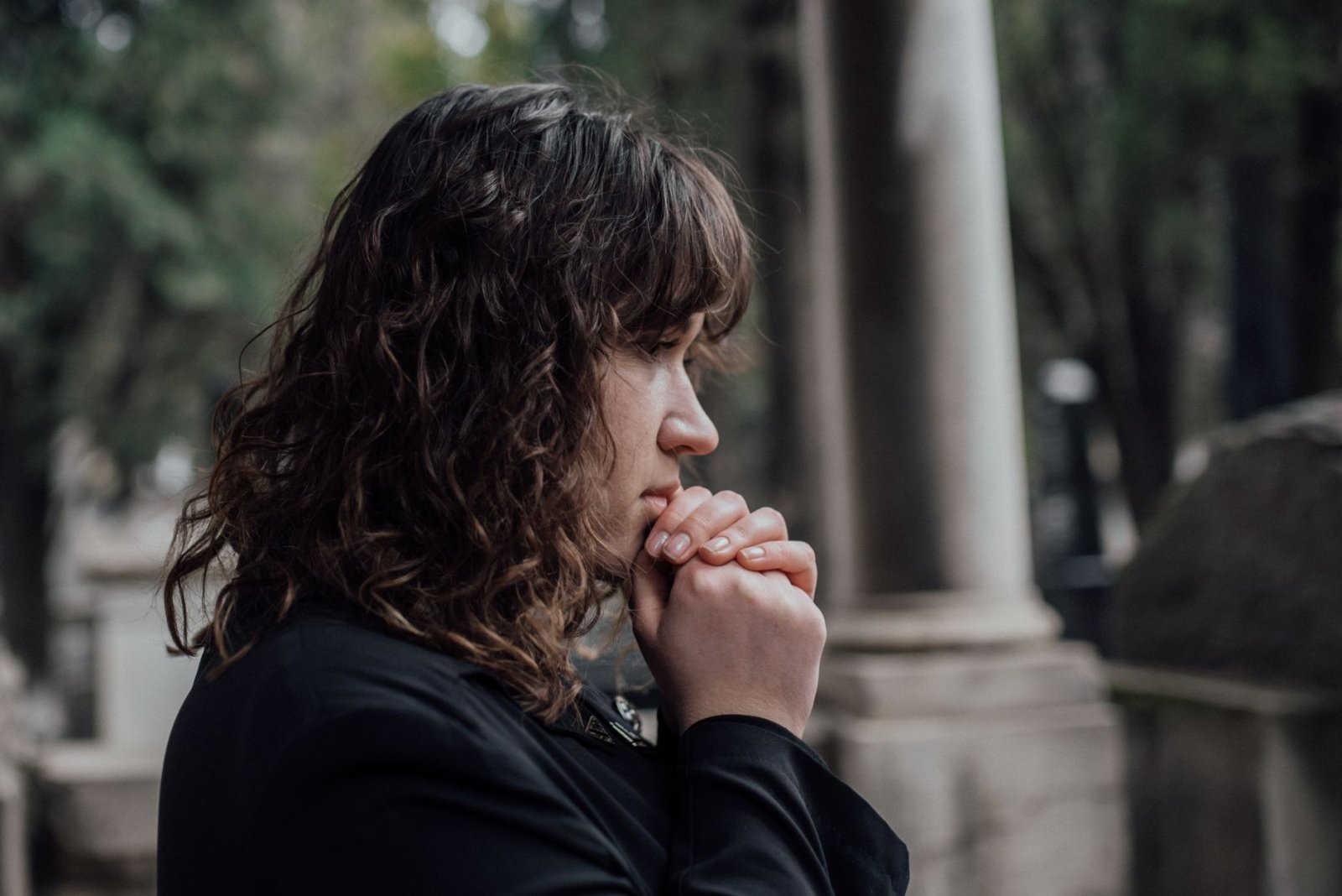 How to Process Grief Spiritually: A Faith-Based Guide