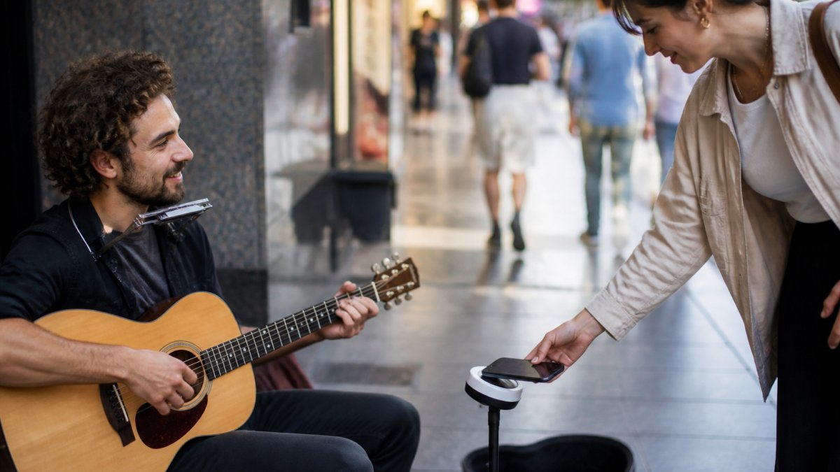 How to Accept Digital Tips Without Subscription Fees