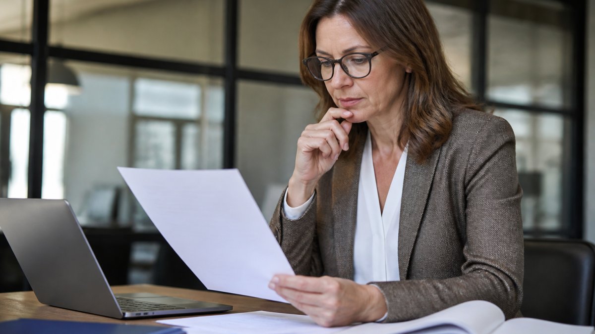 AI Sales Automation Pricing for Mid-Size Firms: 2026 Review