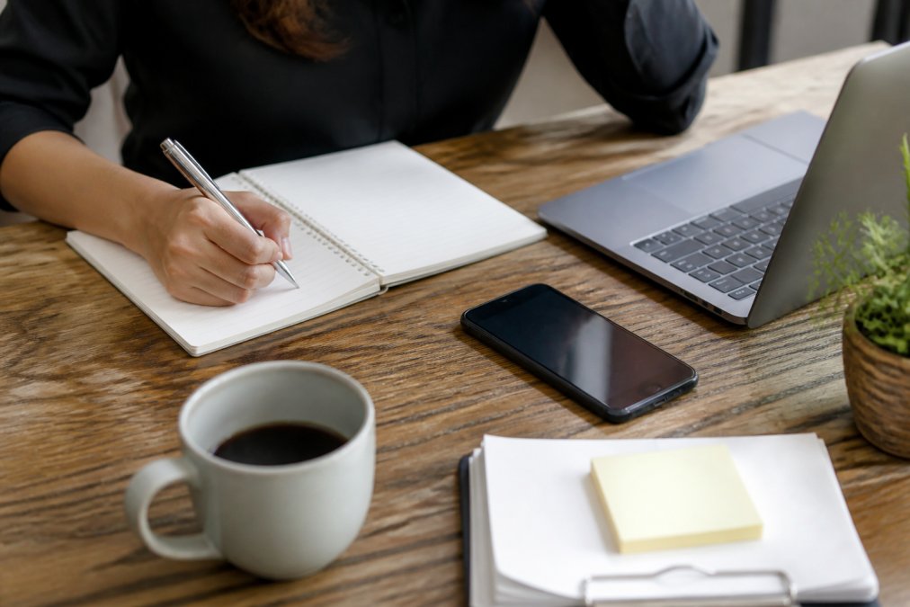AI Sales Tools for Small Firms: A 2026 Guide