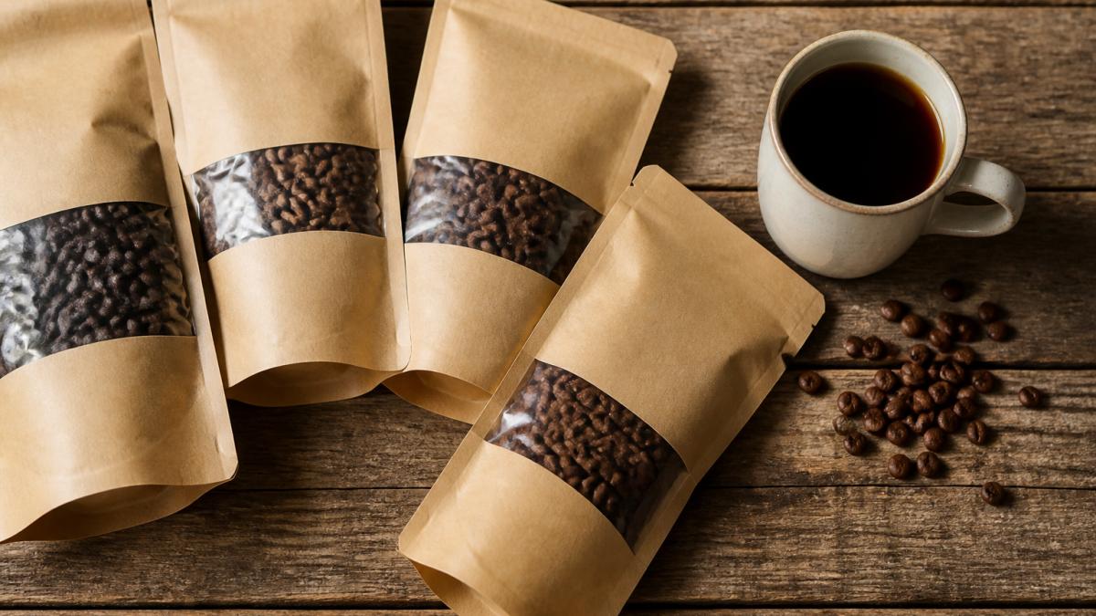 Infographic showing the sourcing process of diverse roast coffee beans from single-origin farms to delivery