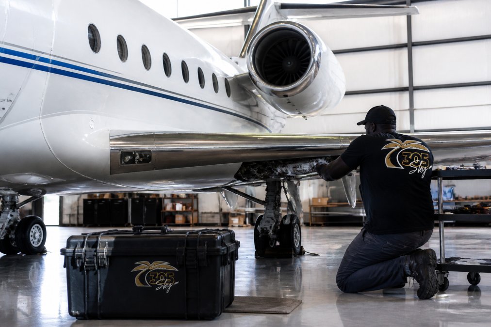 Banyan Alternative for Aircraft Maintenance: 305 Sky
