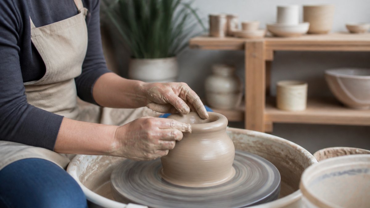 Beginner Pottery Wheel Throwing Techniques for 2026