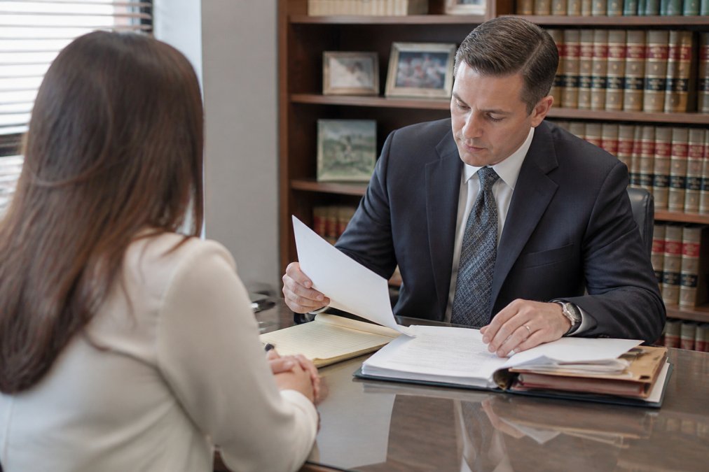 Professional illustration showing Professional for best attorney for auto accident
