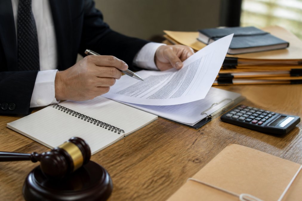 Step-by-step visual guide for Close for best attorney for auto accident