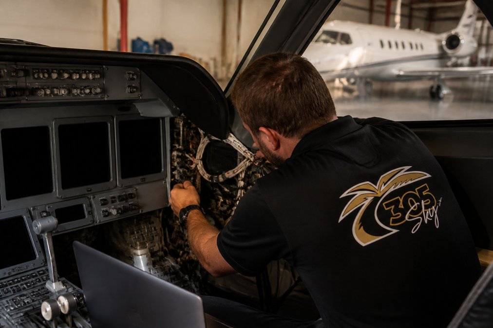 Best Avionics Systems for Corporate Jets