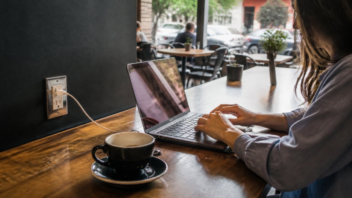 Best Cafes With Fast Wi-Fi and Power Outlets