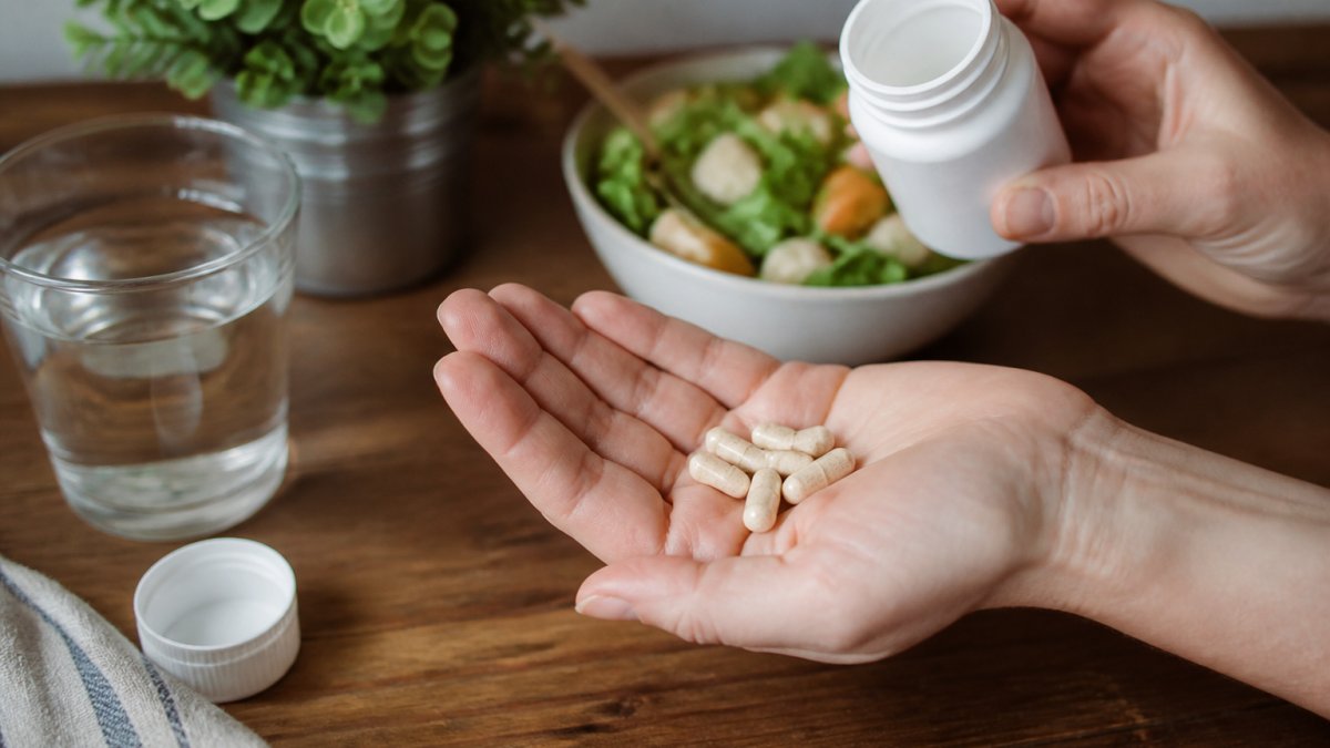Best Digestive Enzymes for Chronic Bloating in 2026