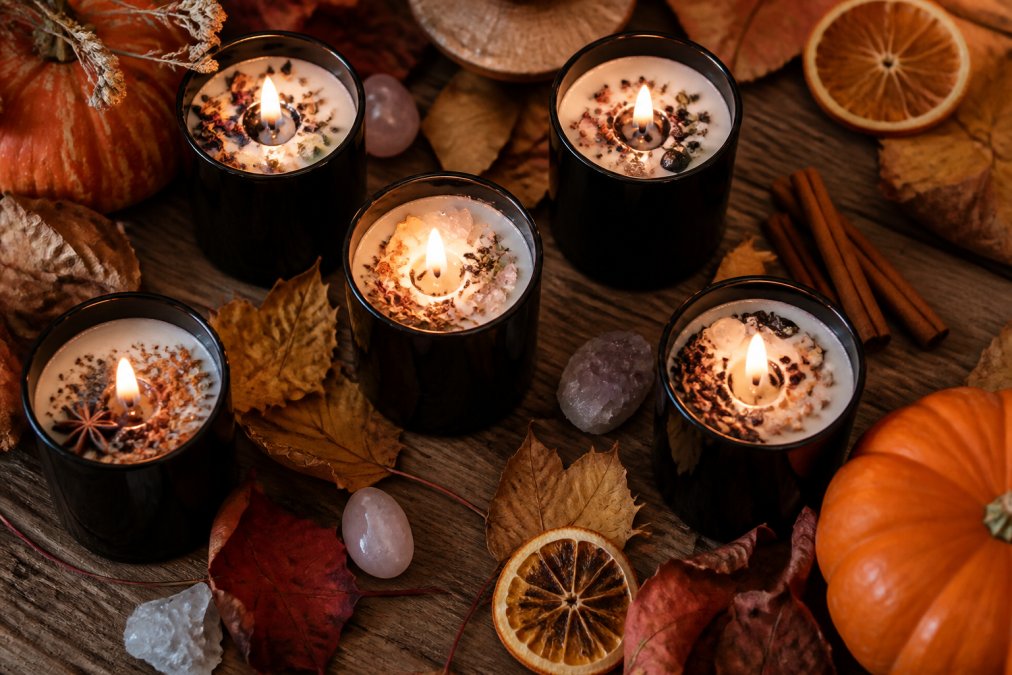 Professional illustration showing flat-lay and arrangement and several concepts for fall candles