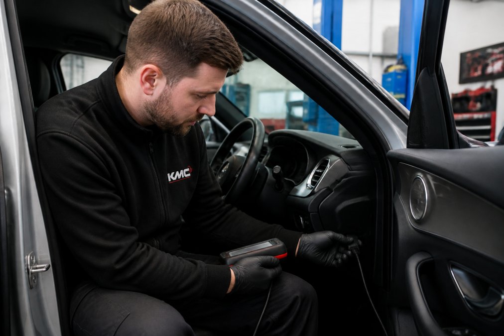 Professional illustration showing Professional for hybrid vehicle diagnostic tools