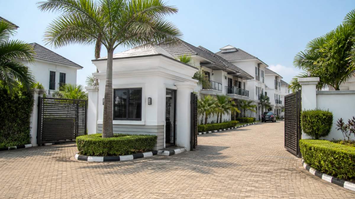 Infographic showing rental income potential in the best locations of Lekki and Ajah modern estates