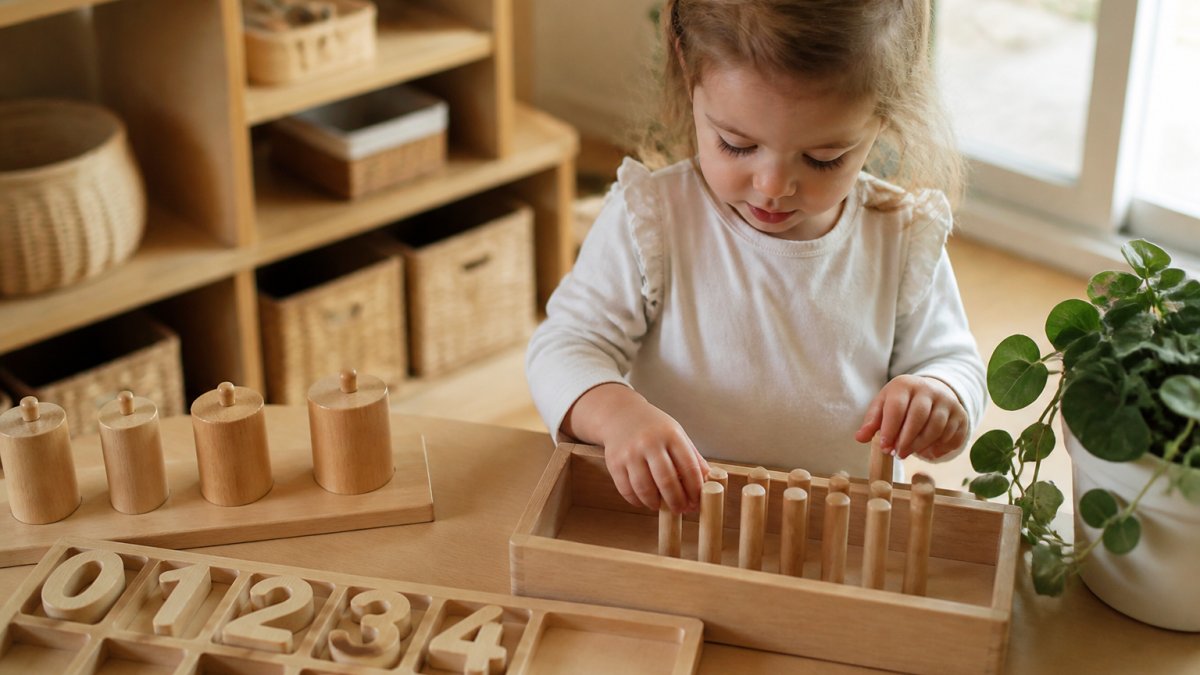 Best Montessori Activities for Toddlers: A Parent's Guide