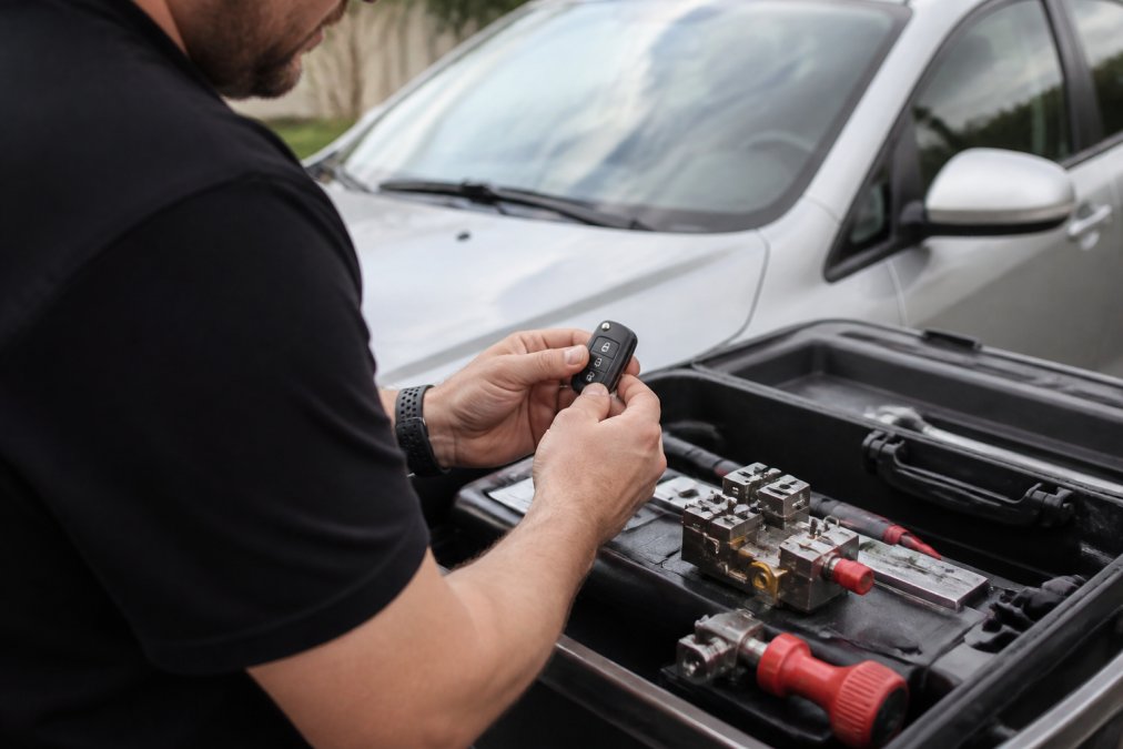 Best On-Site Car Key Replacement for Lockouts