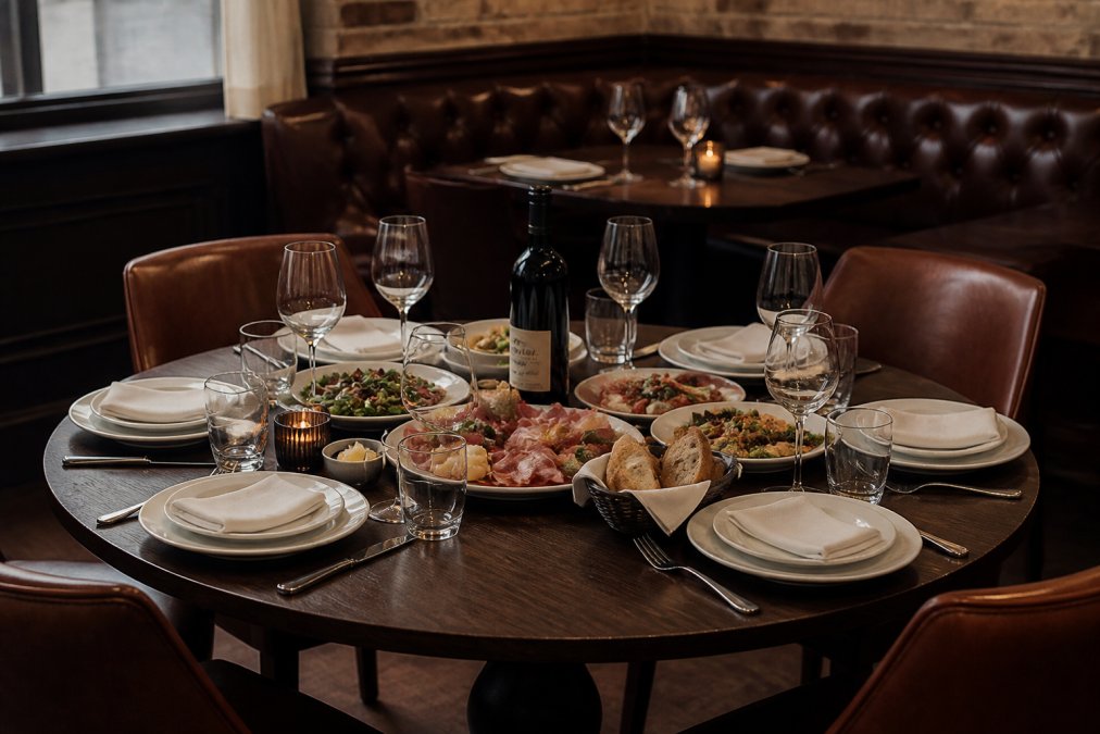 Best Spots for Intimate Group Dinners in Midtown East