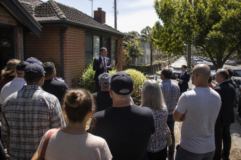 Professional illustration showing Melbourne for first home buyers