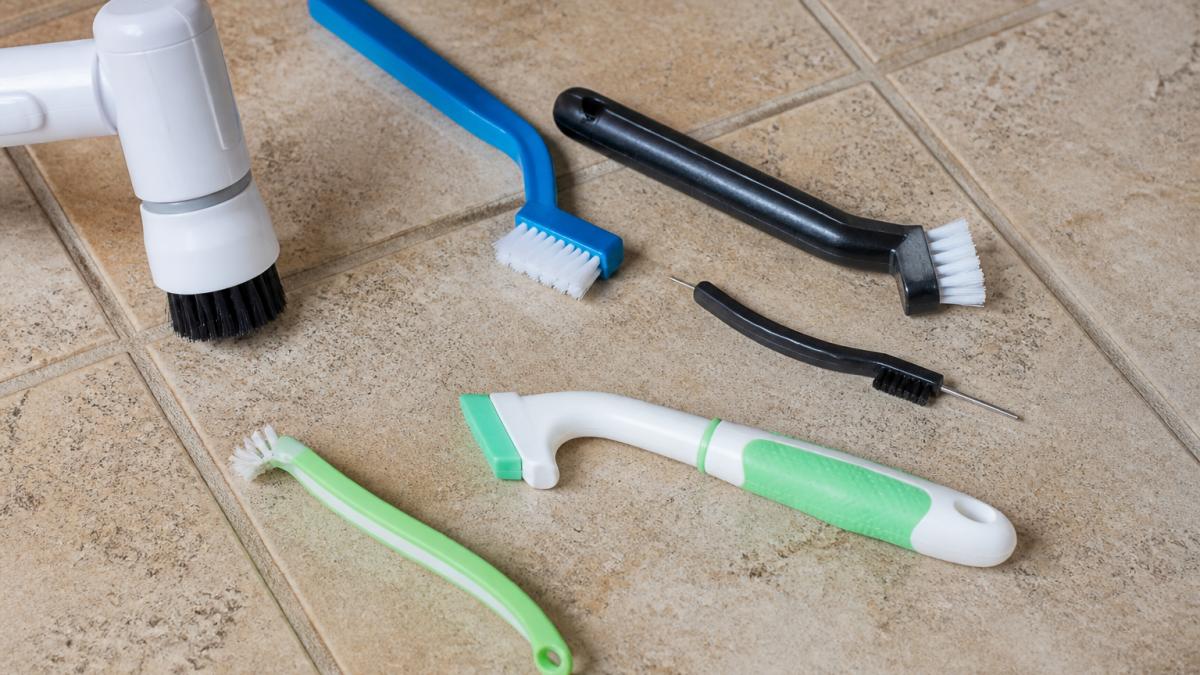 Best Tools for Scrubbing Hard to Reach Grout