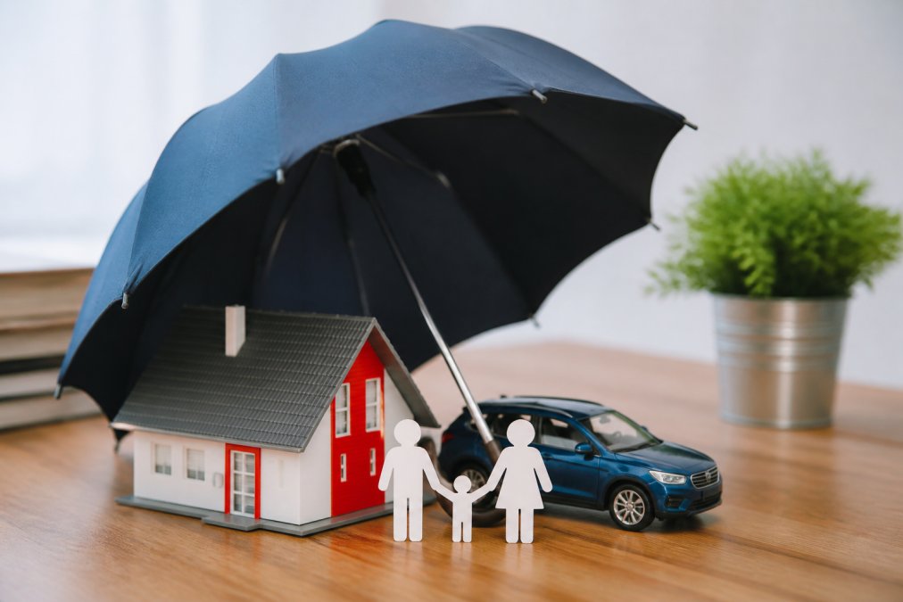 Best Ways to Bundle Insurance Policies and Save