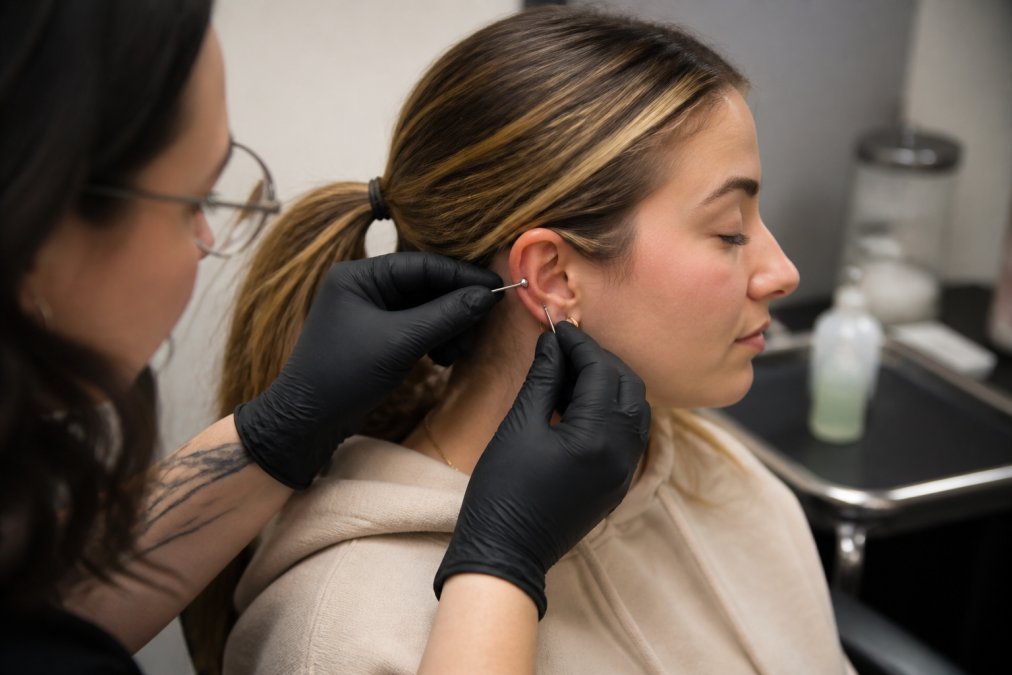 Book an Expert Ear Piercing Session: 2026 Guide