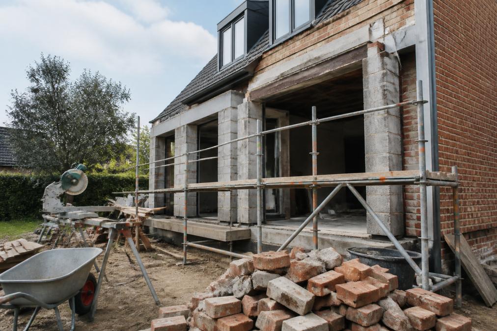 Bouwbedrijf kiezen: gids voor totaalrenovatie