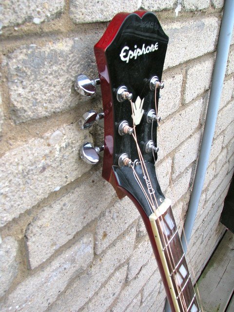 Broken Hs1
