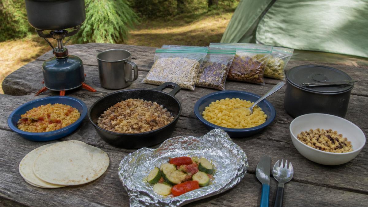 Budget Camping Meals for Beginners: 7 Easy Ideas