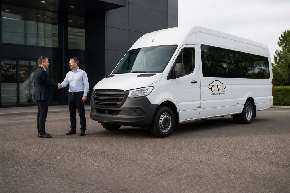 Business Minibus Leasing vs Van Leasing: 2026 Guide