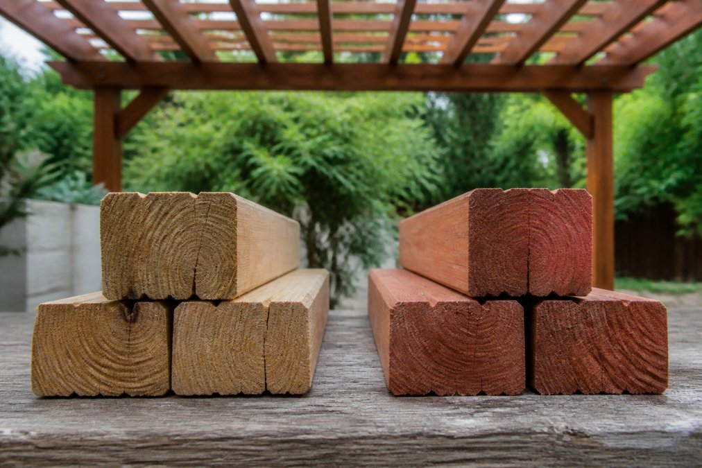 Cedar vs Redwood Pergola Durability in Humid Climates