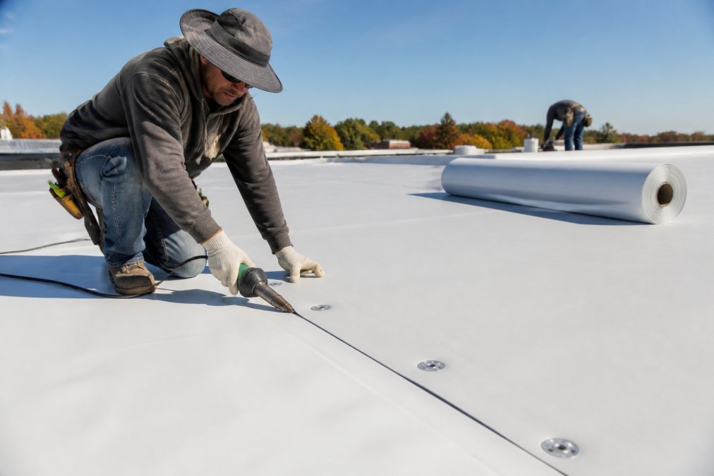 Commercial TPO Roofing Installation Services Guide