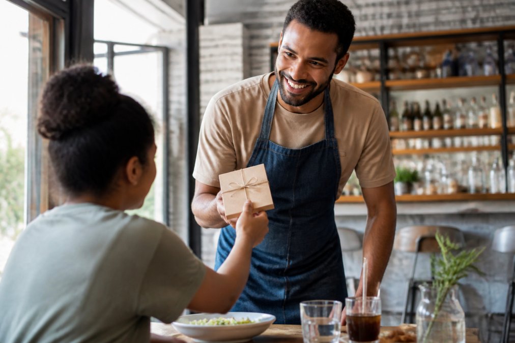 Creative Ways to Reward Loyal Restaurant Guests