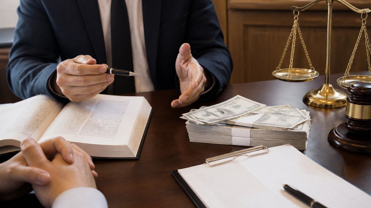 Criminal Defense Expert Witness Cost: 2026 Fee Guide