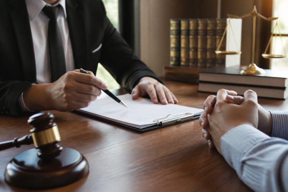 Criminal Defense Lawyer Contingency Fee Myths Explained