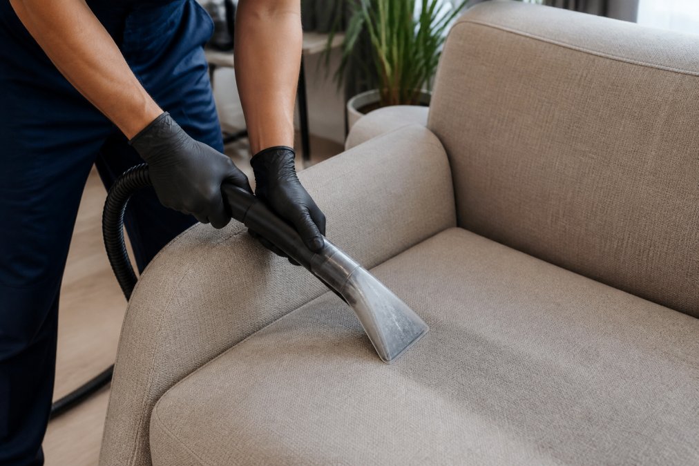 Deep Cleaning Upholstery for Home Guests: A 2026 Guide