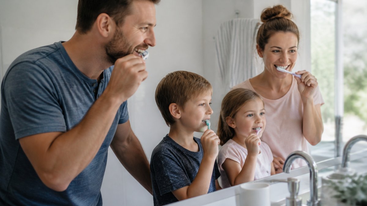 Dental Care for Busy Parents: Simple Family Routine