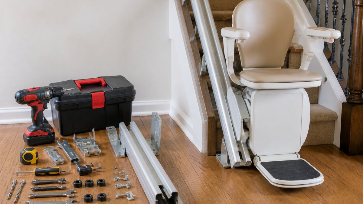 DIY Stairlift Installation: Safety Risks vs. Professional Setup
