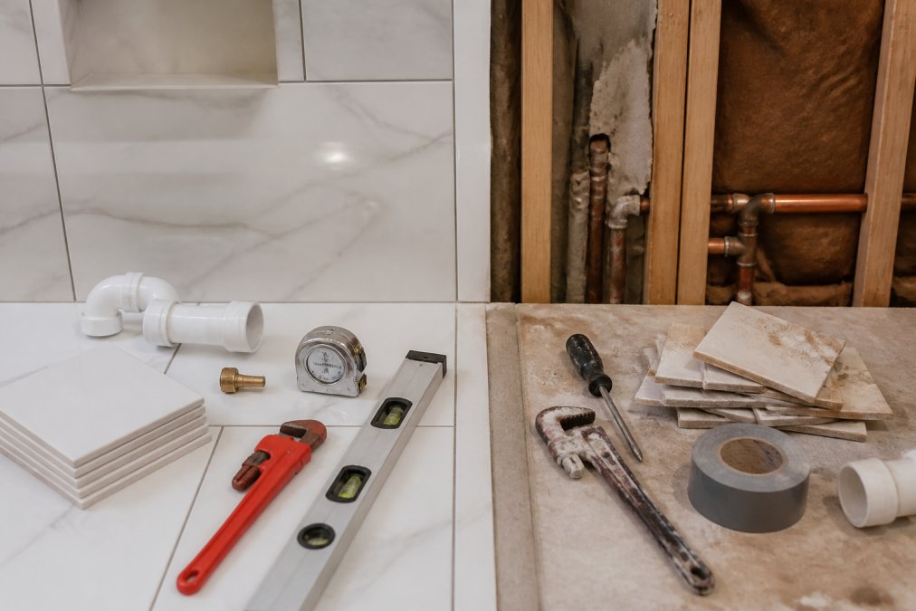 DIY vs Professional Bathroom Renovation Risks: 2026 Guide