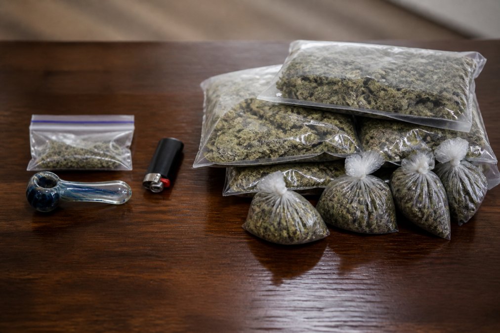 Drug Possession vs Intent to Distribute: Penalties Explained