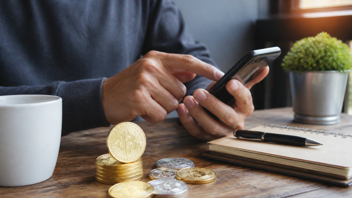 Earning Crypto With Small Daily Tasks: A Beginner's Guide