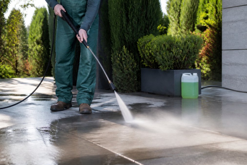 Eco-Friendly Pressure Cleaning Solutions for Homes