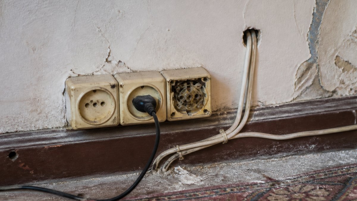 Elektrische risico's oude woning herkennen