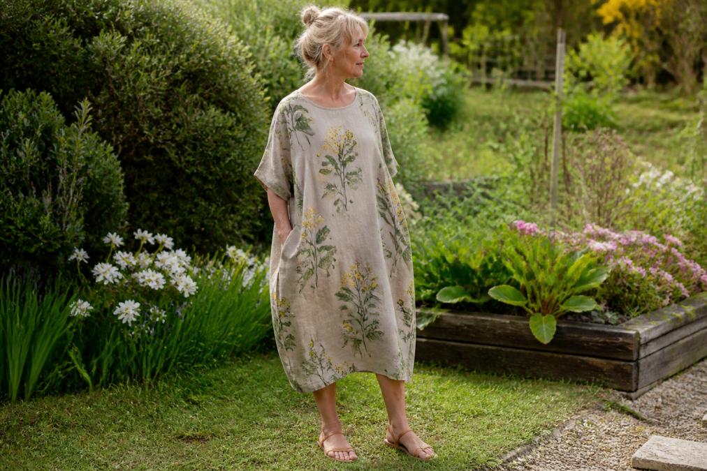 Diagram illustrating the loose cocoon silhouette of linen dresses as Elk the Label alternatives for your wardrobe.