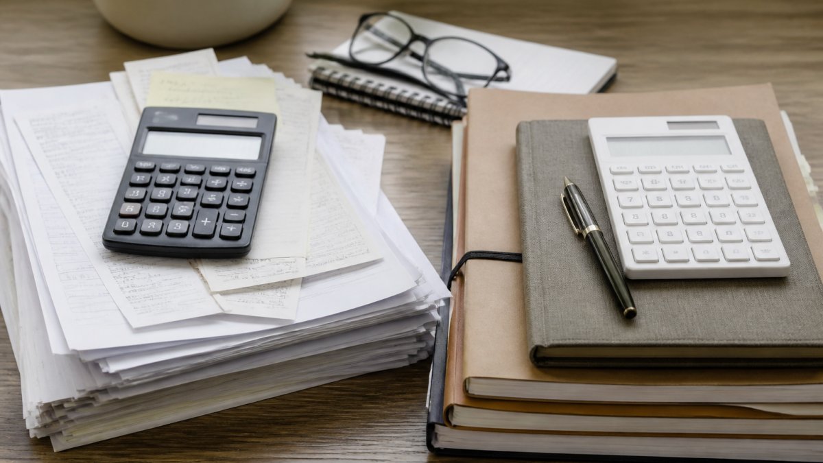 Emburse vs Navan for Bookkeeping: Which Fits Your Books in 2026?